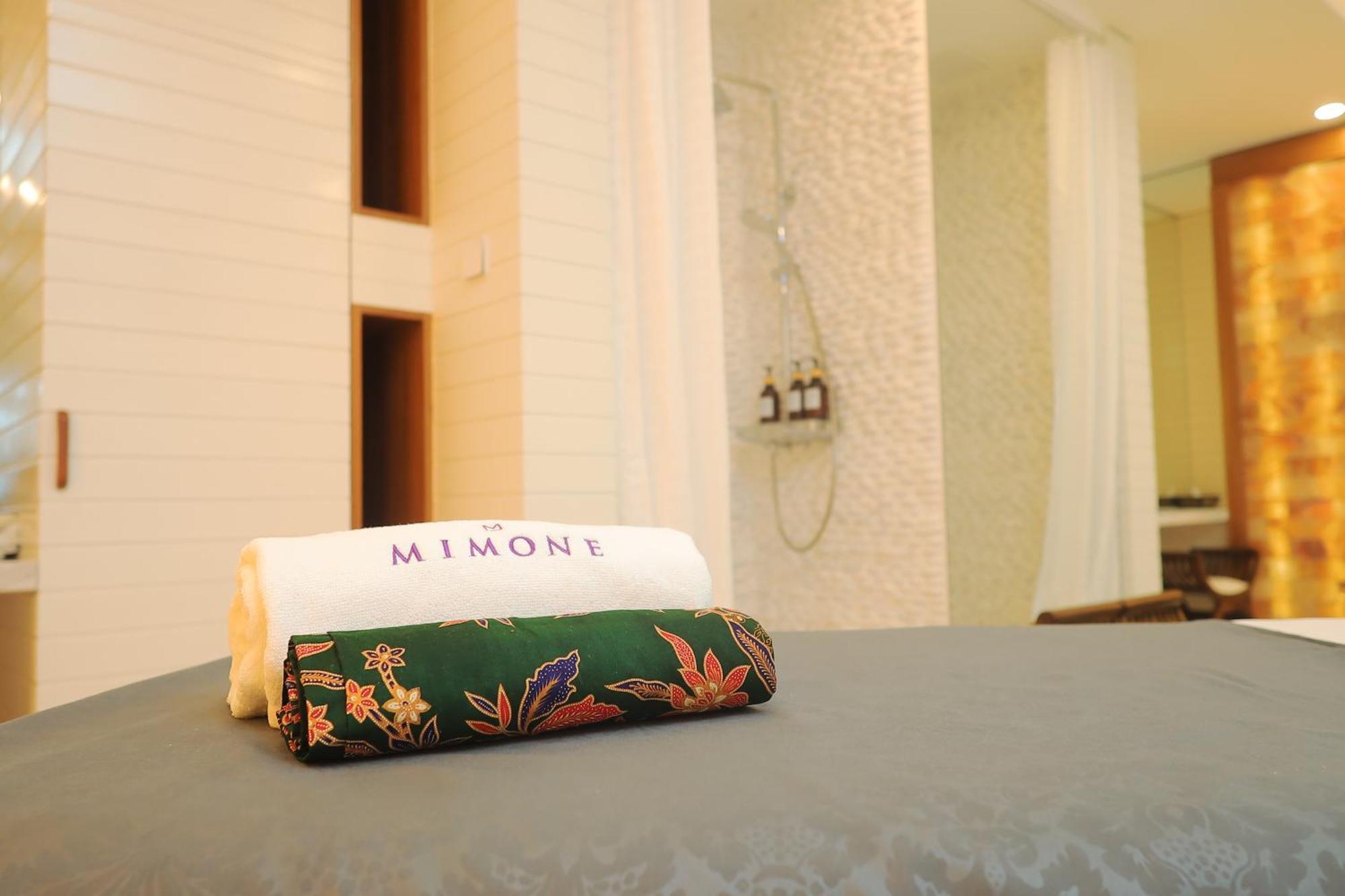 The Riyaz Lavanya Langkawi Pantai Cenang  Exteriör bild A folded bath towel