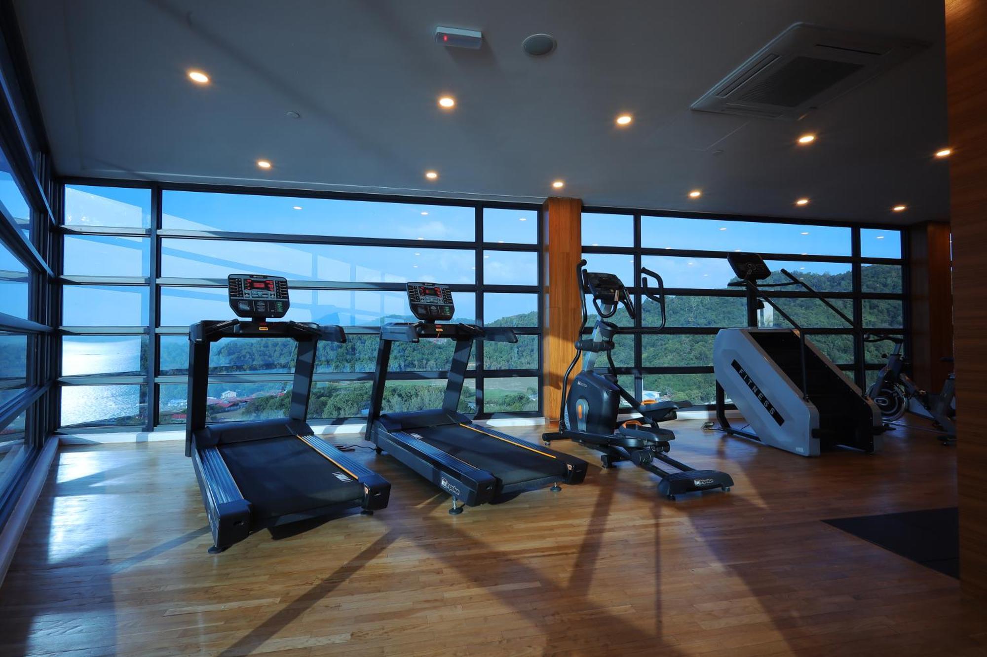 The Riyaz Lavanya Langkawi Pantai Cenang  Exteriör bild The gym at the hotel
