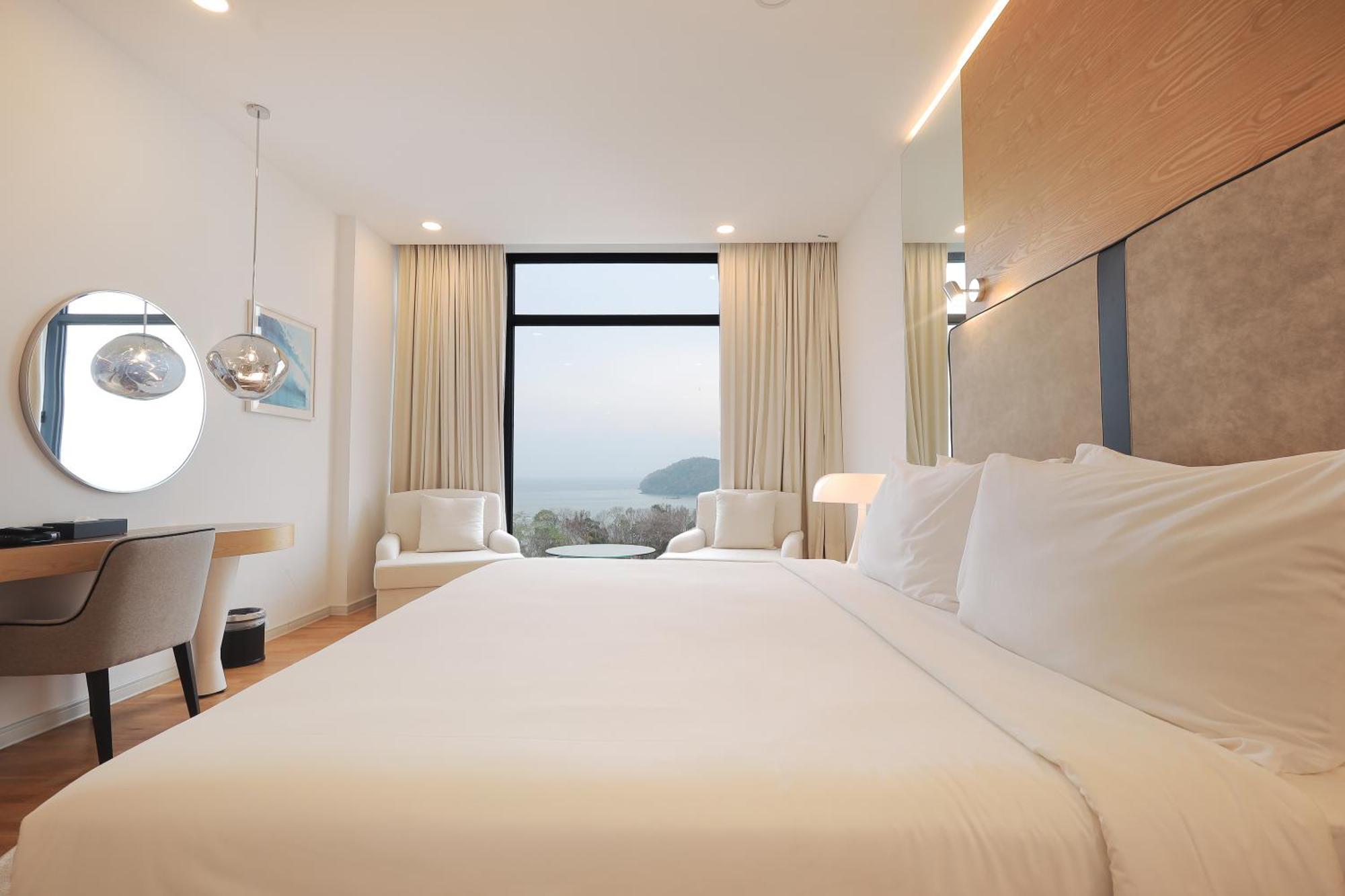The Riyaz Lavanya Langkawi Pantai Cenang  Exteriör bild Deluxe Ocean View Room