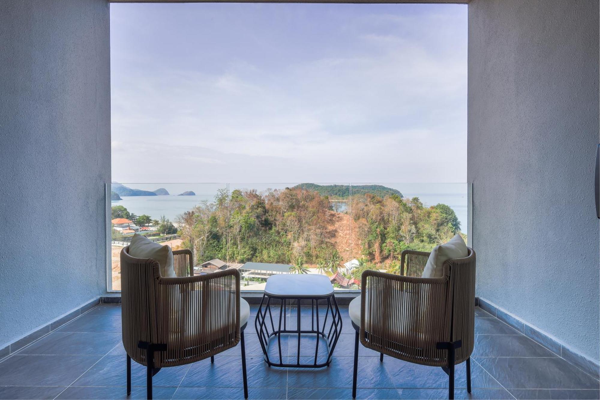 The Riyaz Lavanya Langkawi Pantai Cenang  Exteriör bild View from the hotel