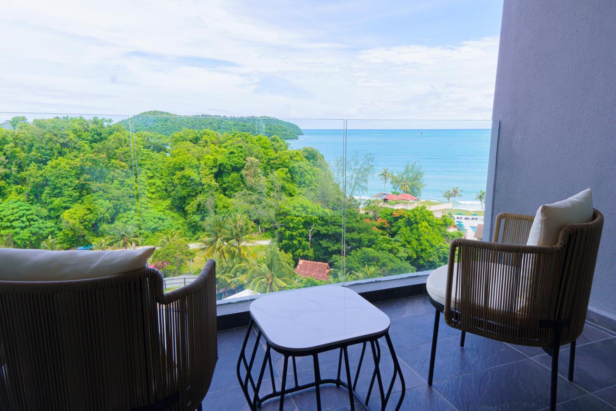 The Riyaz Lavanya Langkawi Pantai Cenang  Exteriör bild View from the balcony of a hotel room